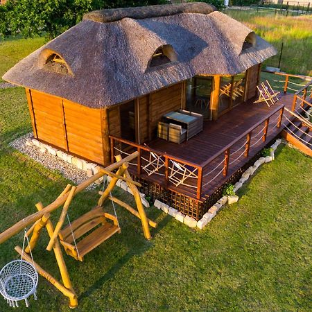 Dreamland Villa Bodzentyn Exteriör bild